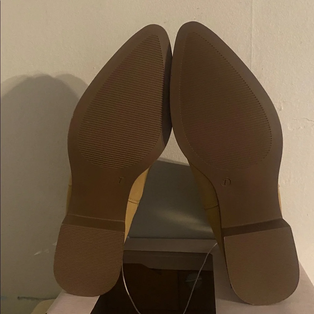 Booties - Picture 9 of 10